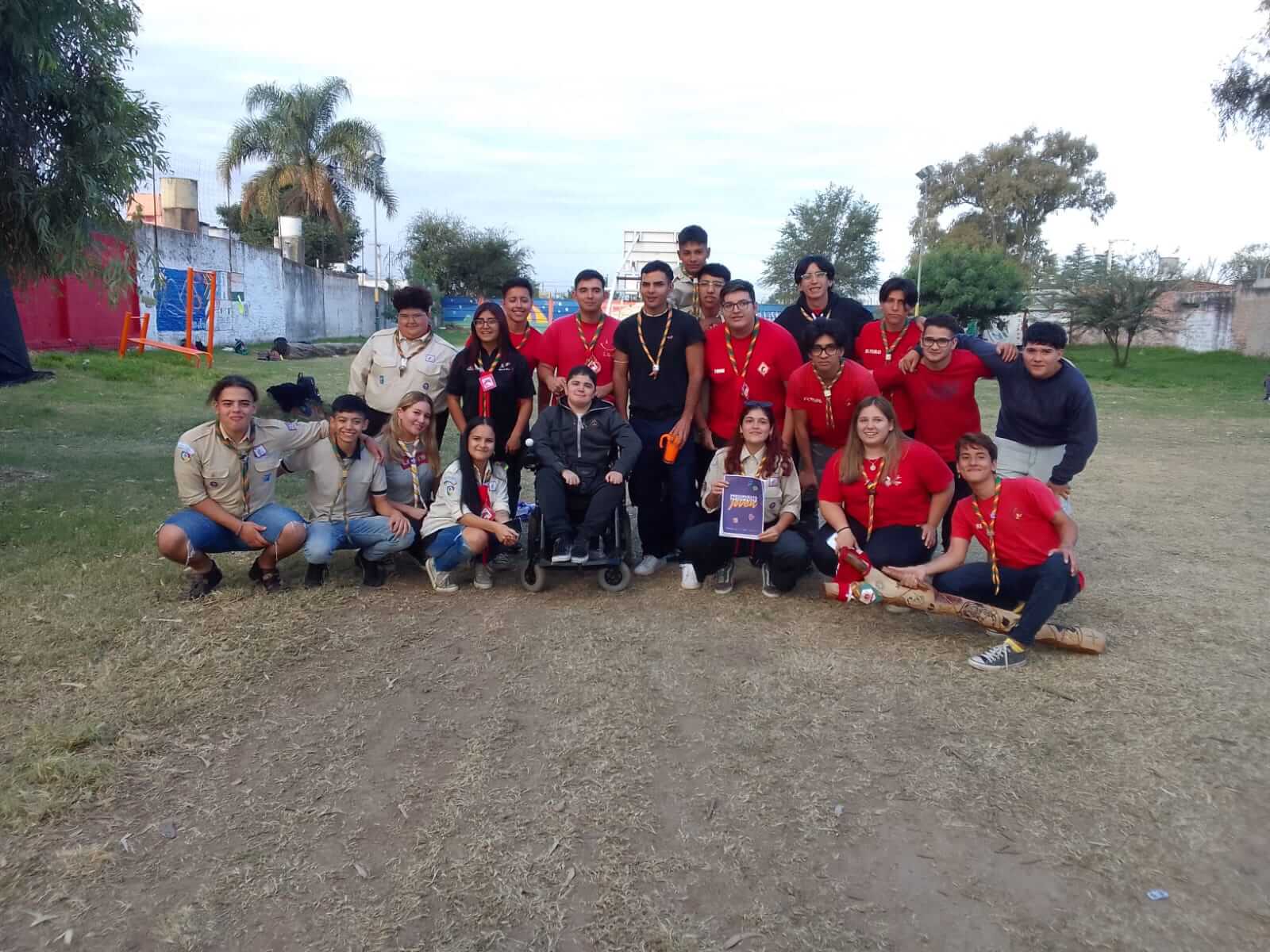 Miembros de la Comunidad Rover 2023